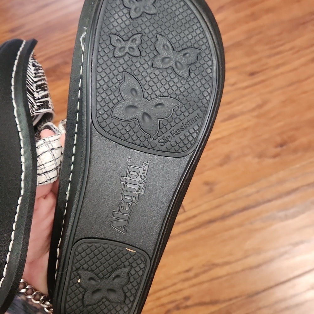 Alegria Karmen Unity Metallic Slides - Picture 5 of 6
